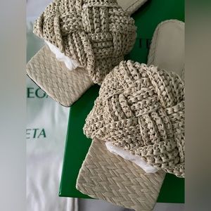 Authentic Bottega Veneta LIDO Sandals